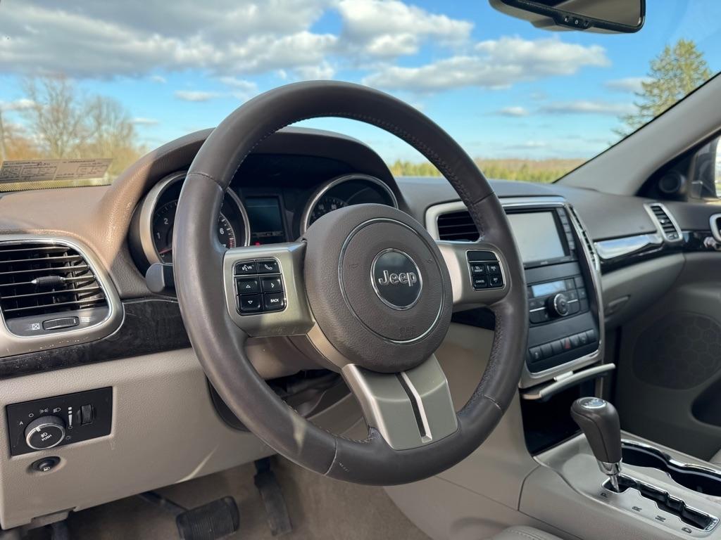 Jeep Grand Cherokee Laredo 4WD 2011