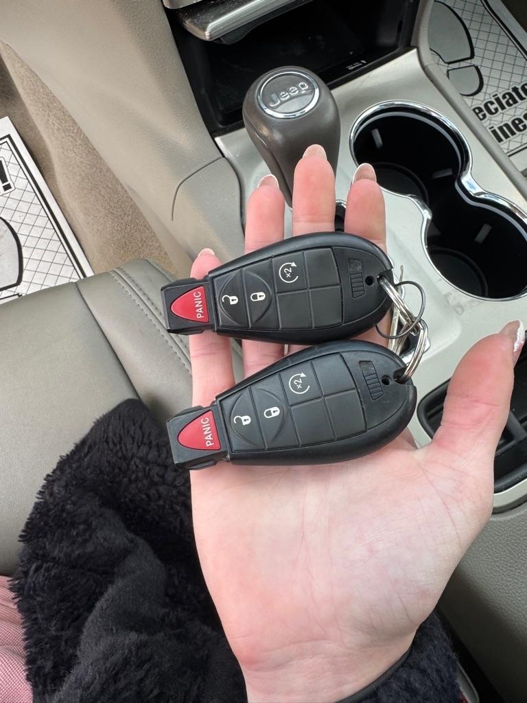 Jeep Grand Cherokee Laredo 4WD 2011