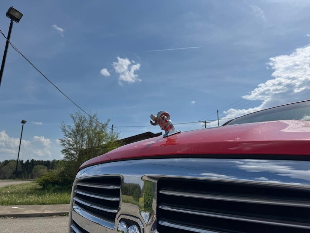 RAM 1500 SLT Crew Cab SWB 4WD 2018