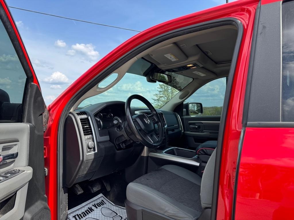 RAM 1500 SLT Crew Cab SWB 4WD 2018