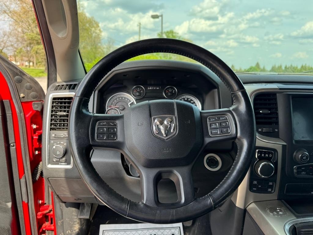 RAM 1500 SLT Crew Cab SWB 4WD 2018