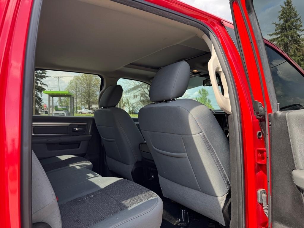 RAM 1500 SLT Crew Cab SWB 4WD 2018