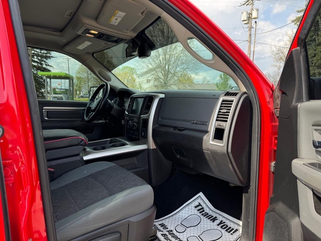RAM 1500 SLT Crew Cab SWB 4WD 2018