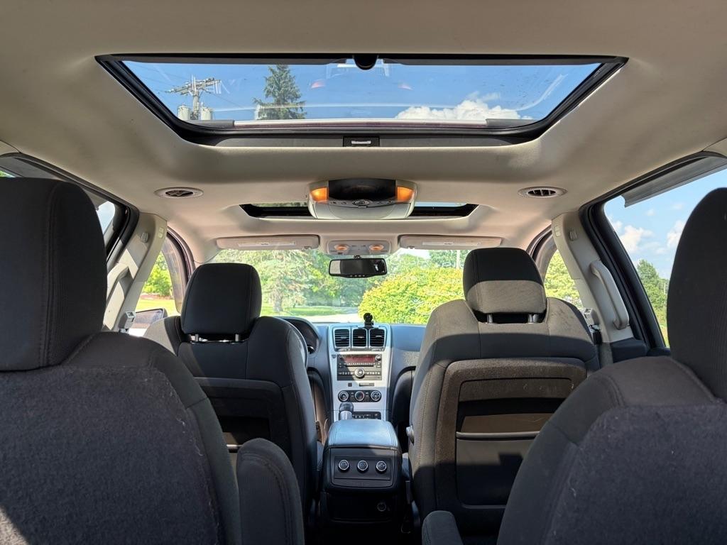 GMC Acadia SLE-2 AWD 2011