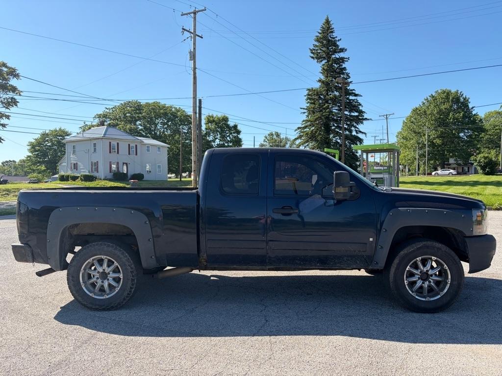 Chevrolet Silverado 1500 Work Truck Ext. Cab Short Box 4WD 2007