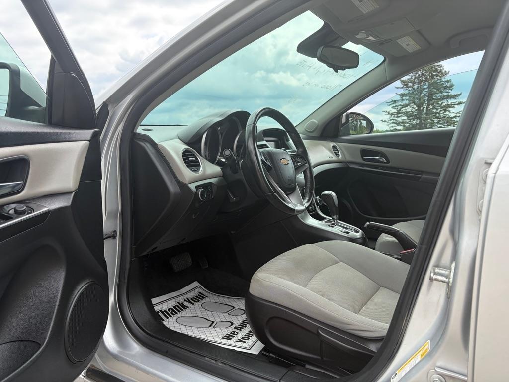 Chevrolet Cruze LS Auto 2015