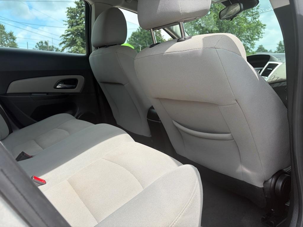 Chevrolet Cruze LS Auto 2015