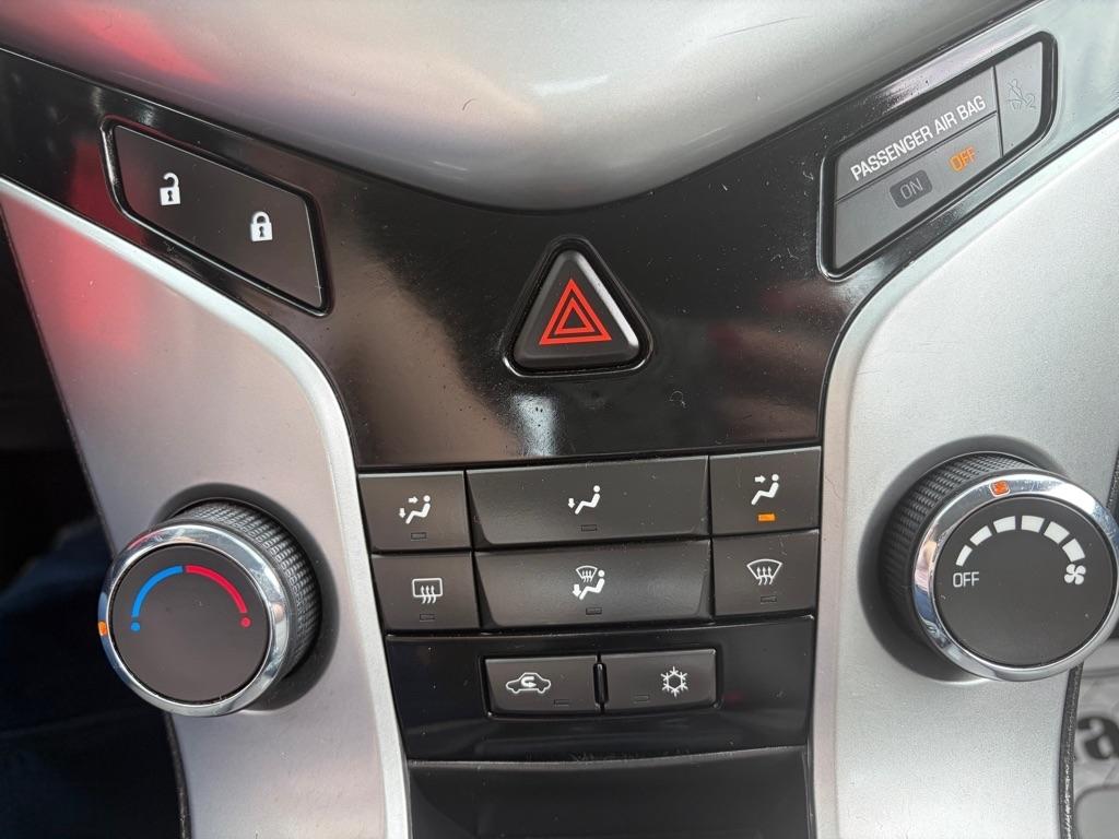 Chevrolet Cruze LS Auto 2015