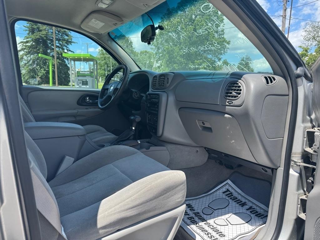 Chevrolet TrailBlazer LS 4WD 2006