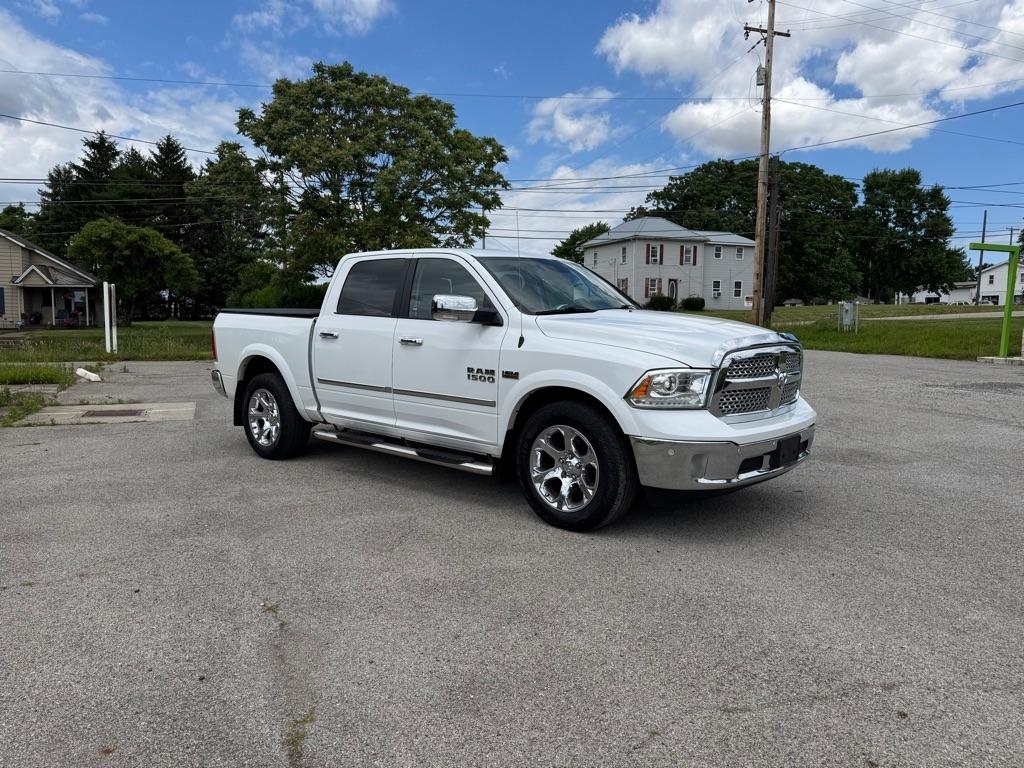 RAM 1500 Laramie Crew Cab SWB 4WD 2017