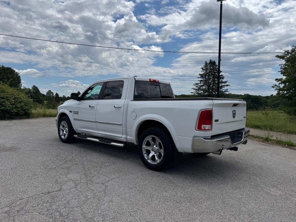 RAM 1500 Laramie Crew Cab SWB 4WD 2017