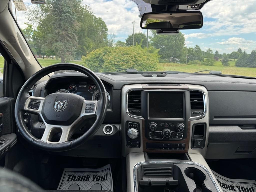 RAM 1500 Laramie Crew Cab SWB 4WD 2017