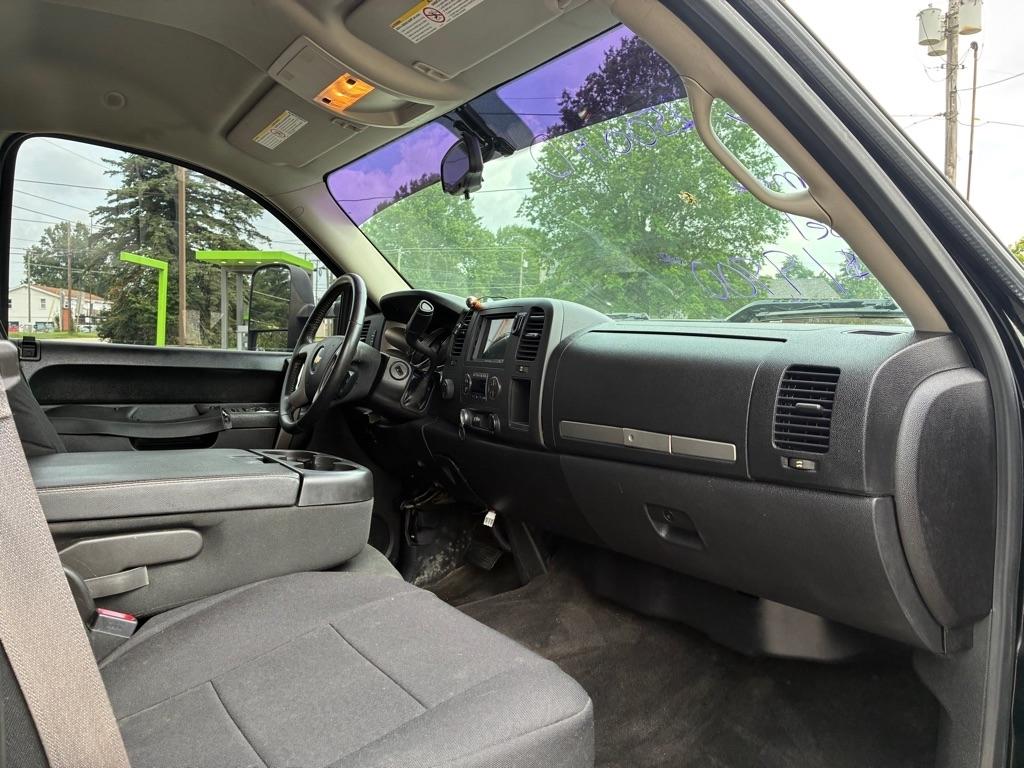 Chevrolet Silverado 2500HD LT Crew Cab 4WD 2013