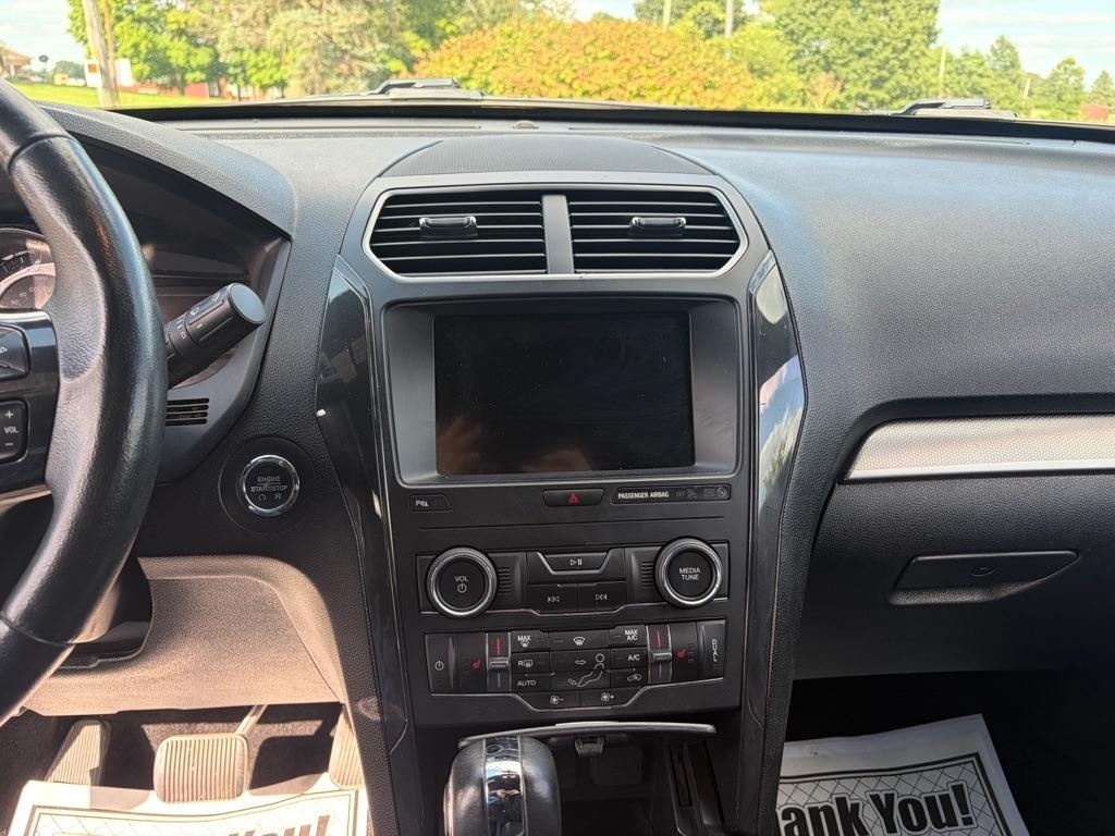 Ford Explorer XLT 4WD 2019