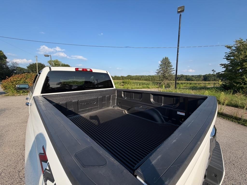 Chevrolet Silverado 1500 LT Double Cab 4WD 2018