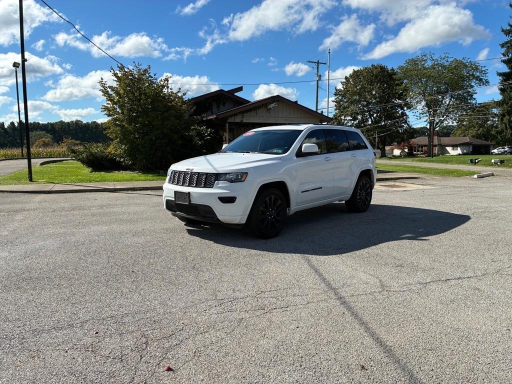 2020 Jeep Grand Cherokee Laredo 4WD