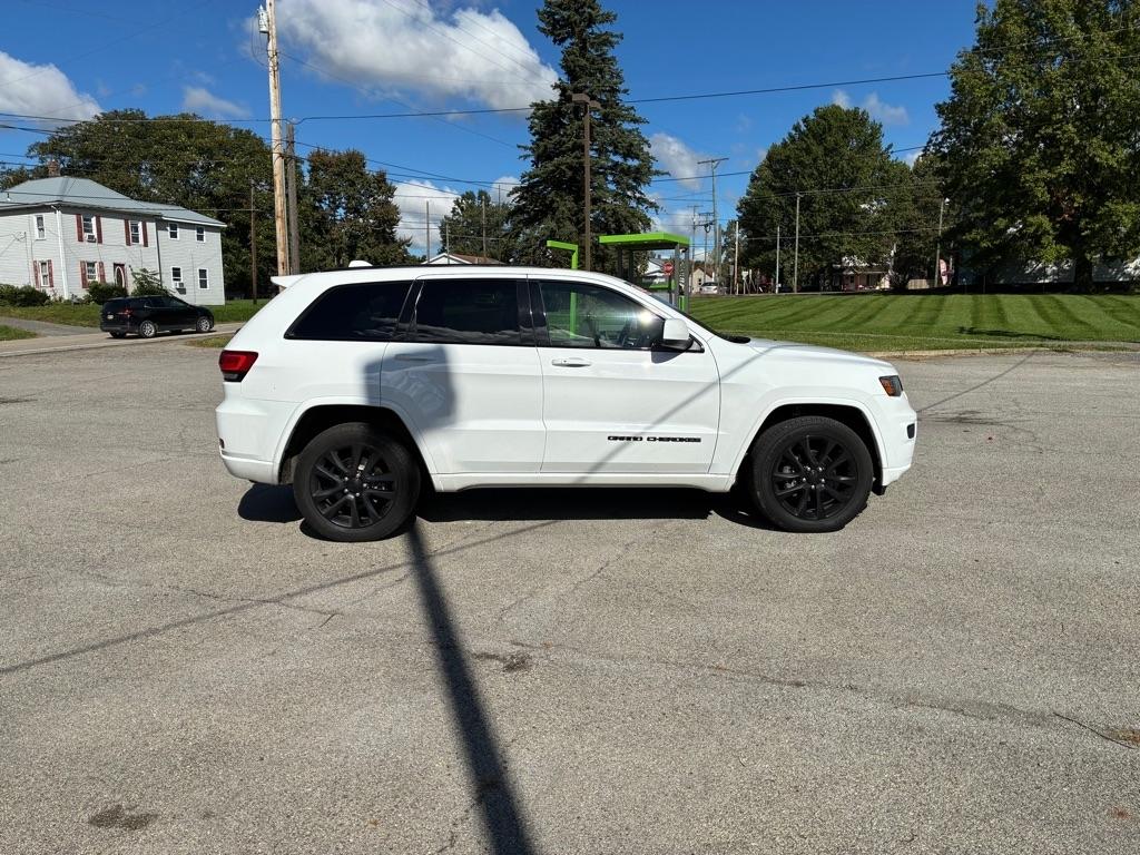 Jeep Grand Cherokee Laredo 4WD 2020