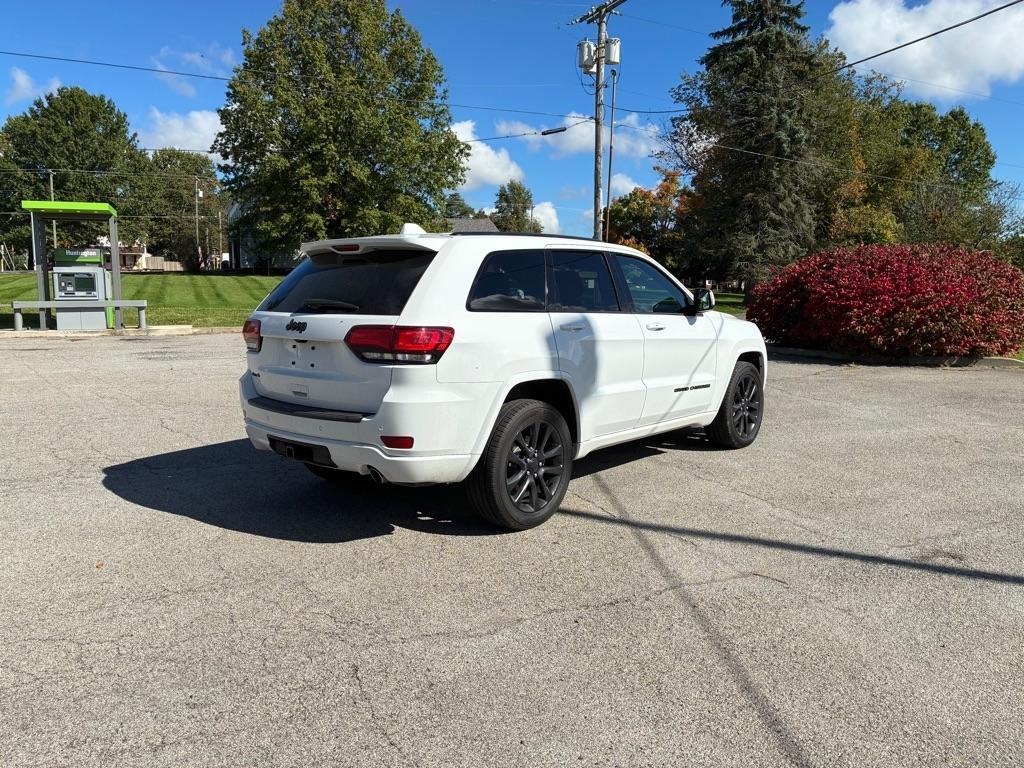 Jeep Grand Cherokee Laredo 4WD 2020