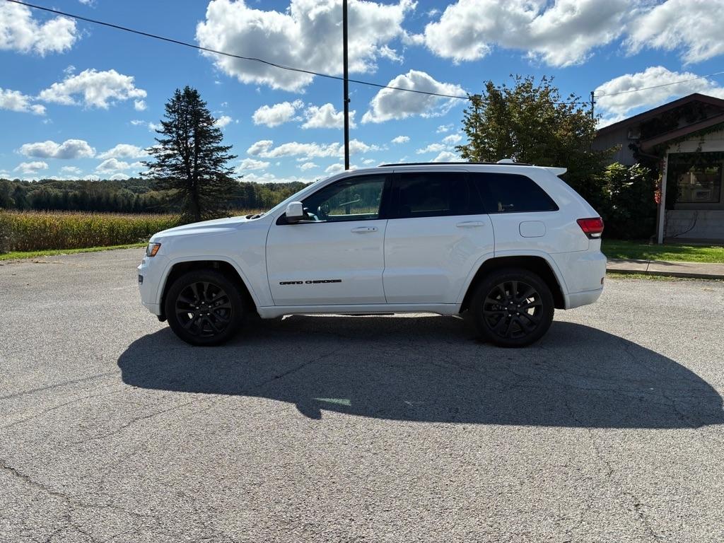 Jeep Grand Cherokee Laredo 4WD 2020
