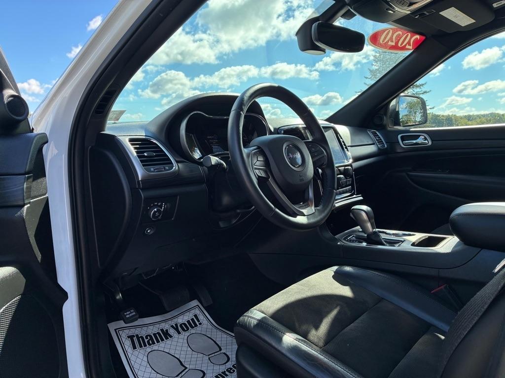 Jeep Grand Cherokee Laredo 4WD 2020