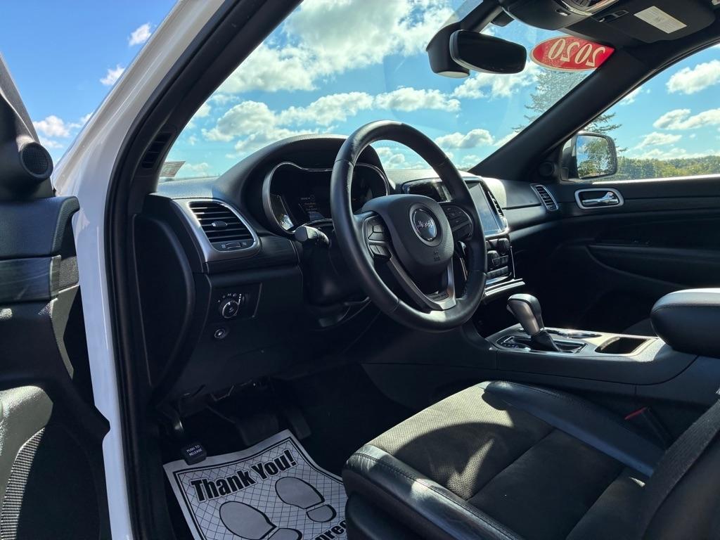 Jeep Grand Cherokee Laredo 4WD 2020