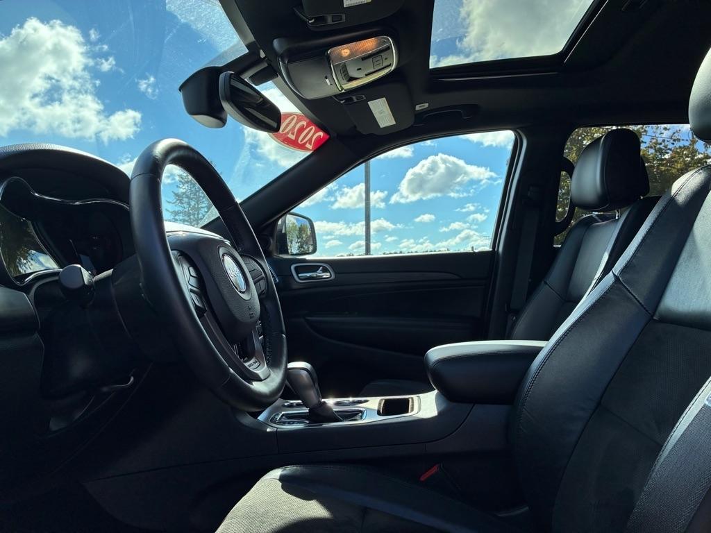 Jeep Grand Cherokee Laredo 4WD 2020