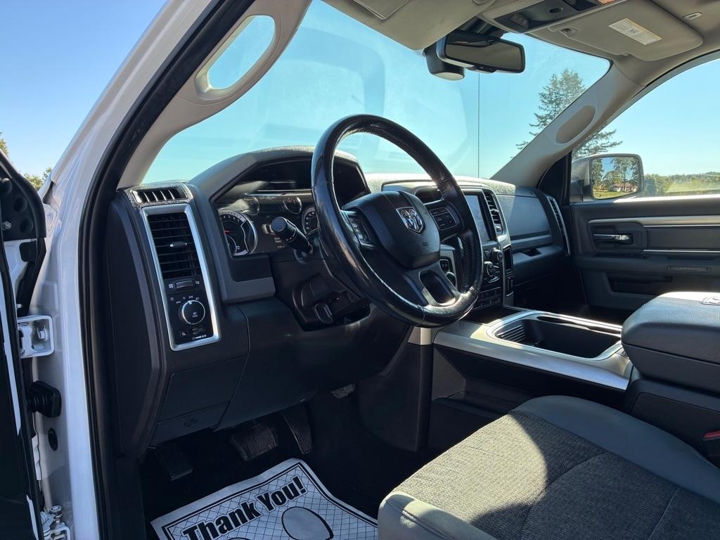 RAM 1500 Classic Tradesman Crew Cab SWB 4WD 2019