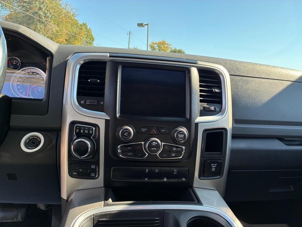 RAM 1500 Classic Tradesman Crew Cab SWB 4WD 2019