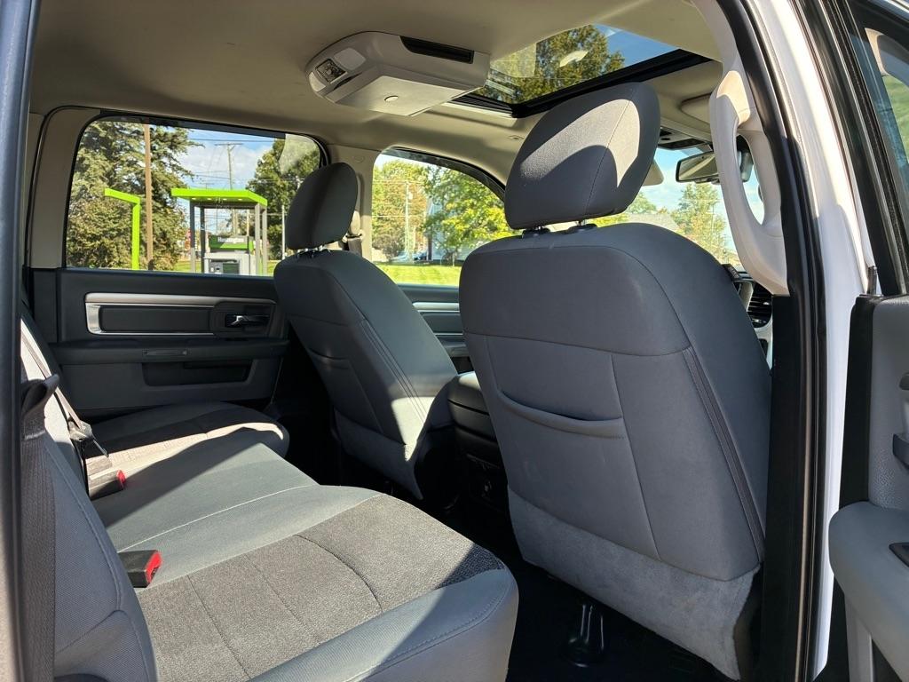 RAM 1500 Classic Tradesman Crew Cab SWB 4WD 2019