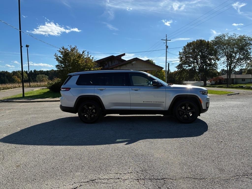 Jeep Grand Cherokee L Laredo 4WD 2021
