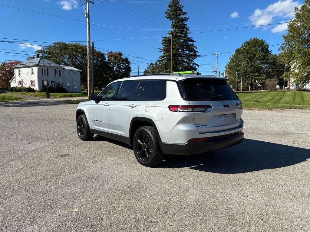 Jeep Grand Cherokee L Laredo 4WD 2021