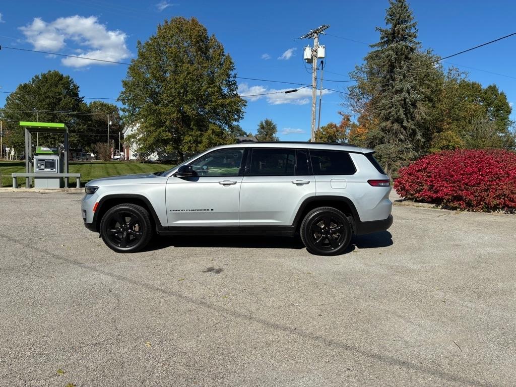 Jeep Grand Cherokee L Laredo 4WD 2021