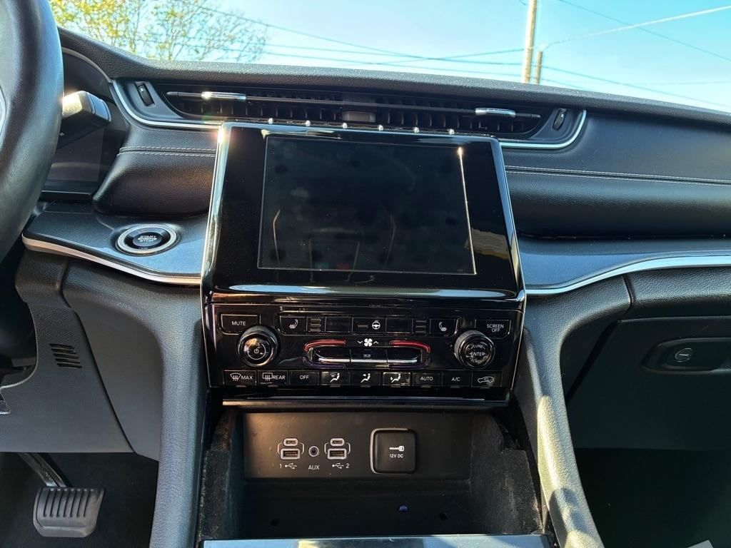 Jeep Grand Cherokee L Laredo 4WD 2021