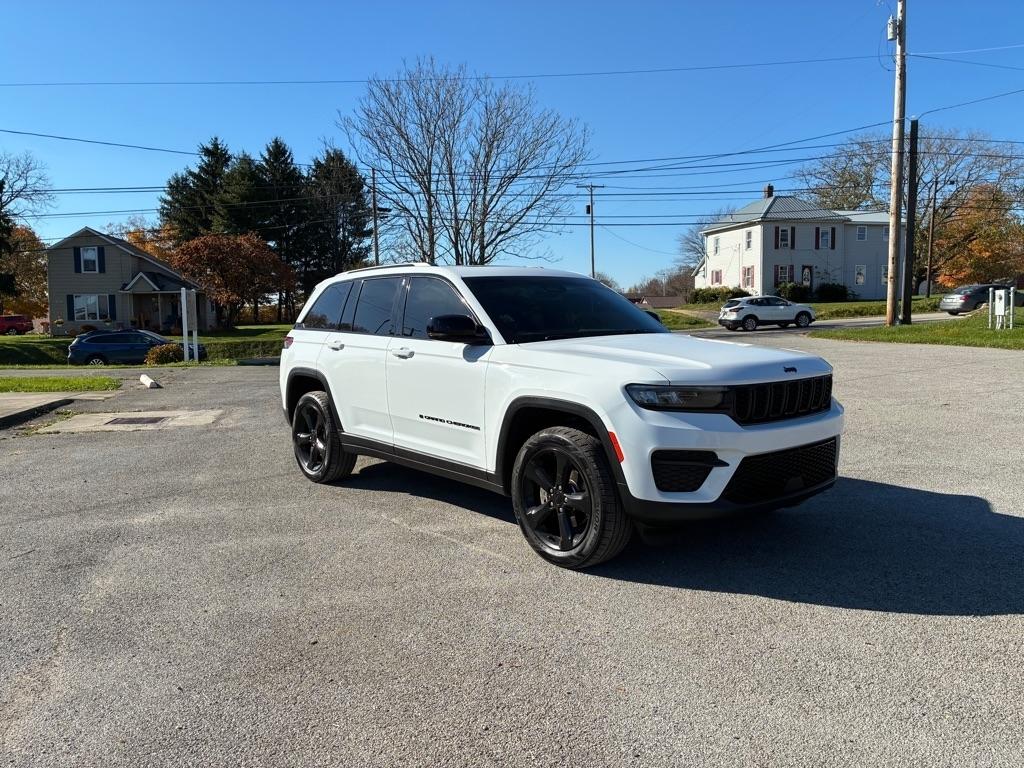 Jeep Grand Cherokee Laredo 4WD 2022
