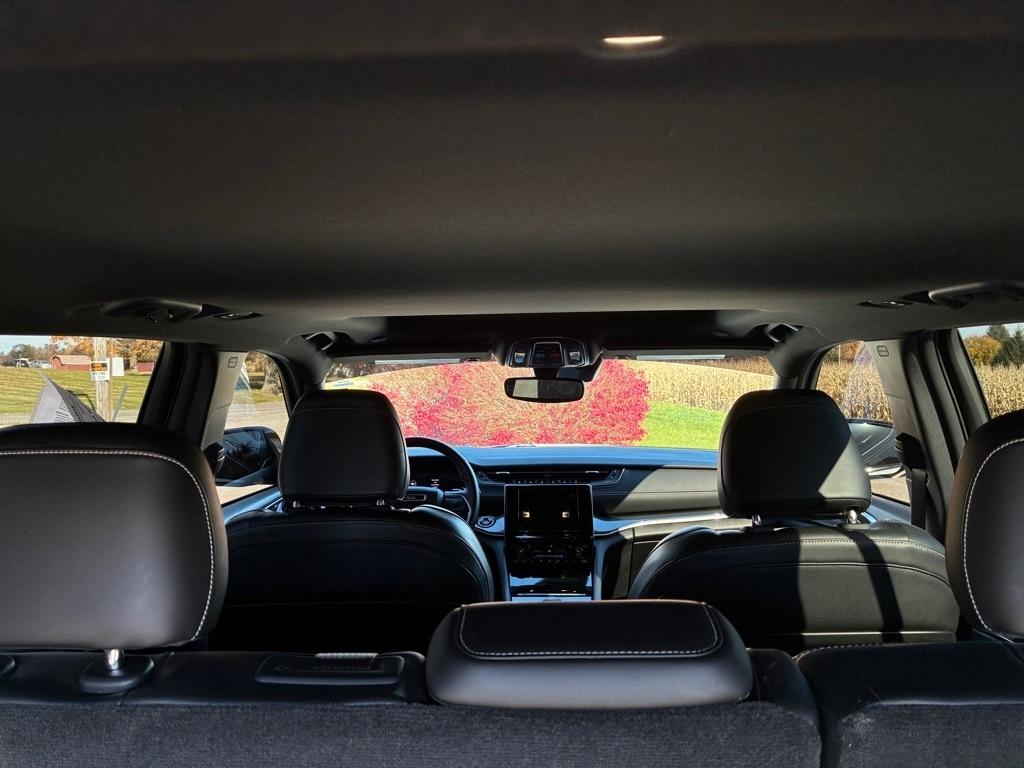 Jeep Grand Cherokee Laredo 4WD 2022
