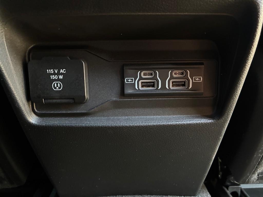 Jeep Grand Cherokee Laredo 4WD 2022