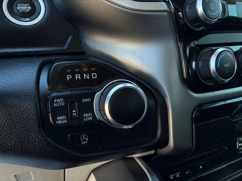 RAM 1500 Big Horn Crew Cab LWB 4WD 2019