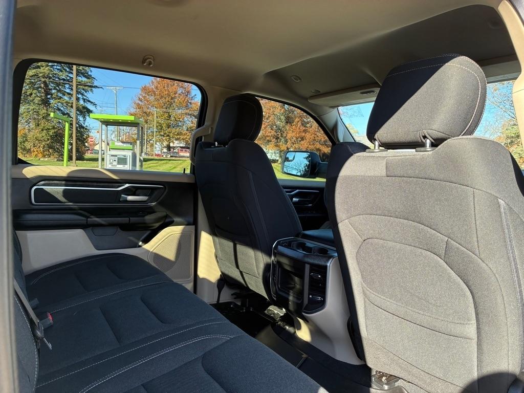 RAM 1500 Big Horn Crew Cab LWB 4WD 2019