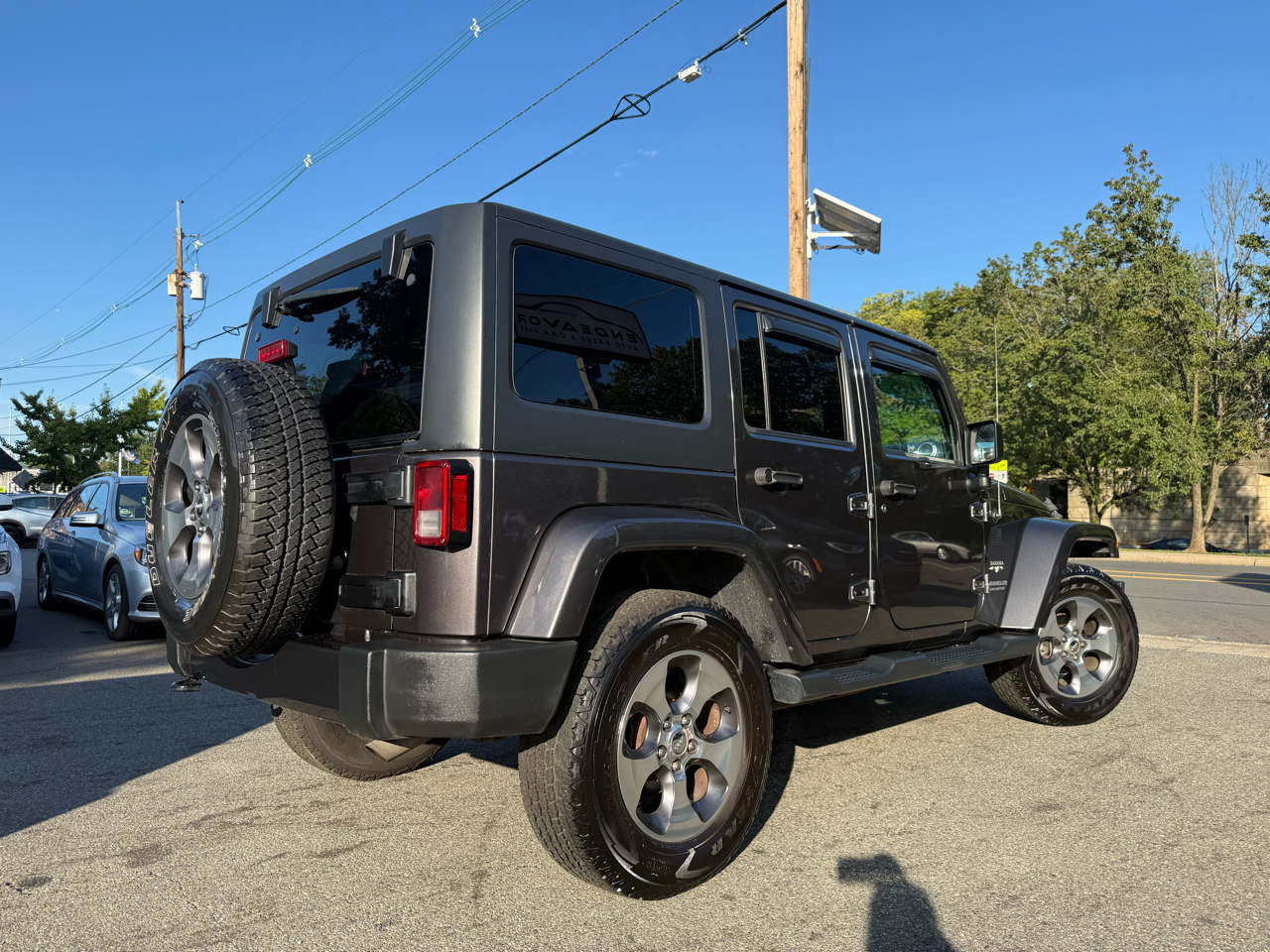 Jeep Wrangler Unlimited Sahara 4WD 2016 Jeep Wrangler Unlimited Sahara 4WD 2016