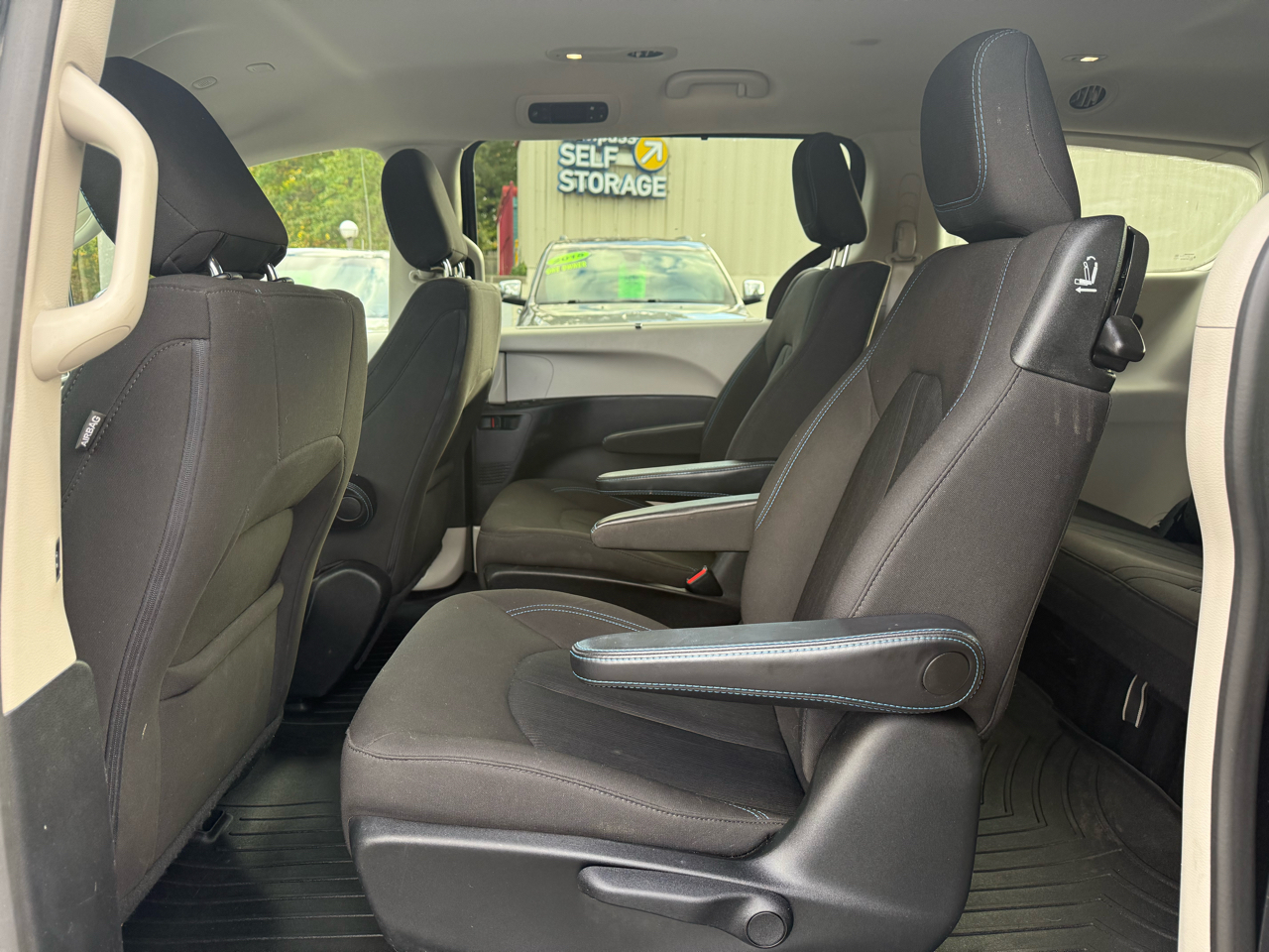 Chrysler Pacifica Hybrid Touring 2021 Chrysler Pacifica Hybrid Touring 2021