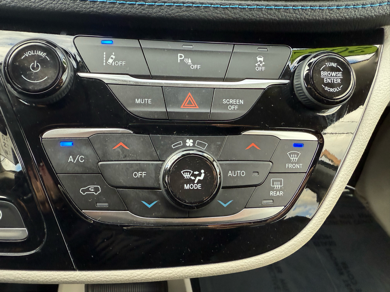 Chrysler Pacifica Hybrid Touring 2021 Chrysler Pacifica Hybrid Touring 2021