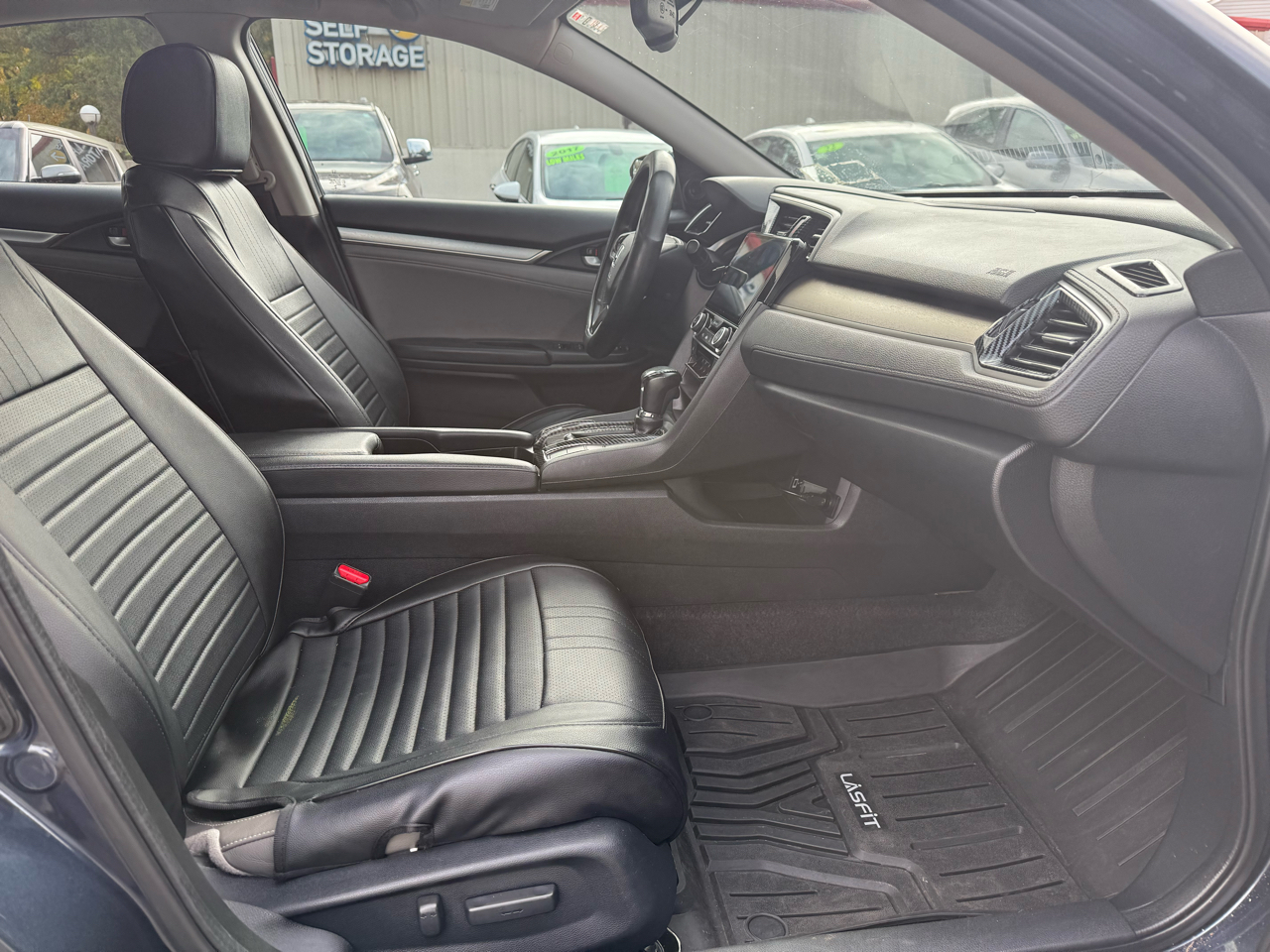 Honda Civic Touring Sedan CVT 2017 Honda Civic Touring Sedan CVT 2017