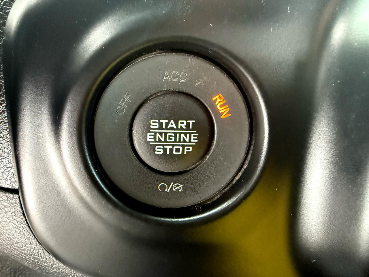 Jeep Wrangler 4WD 2dr Sport 2023