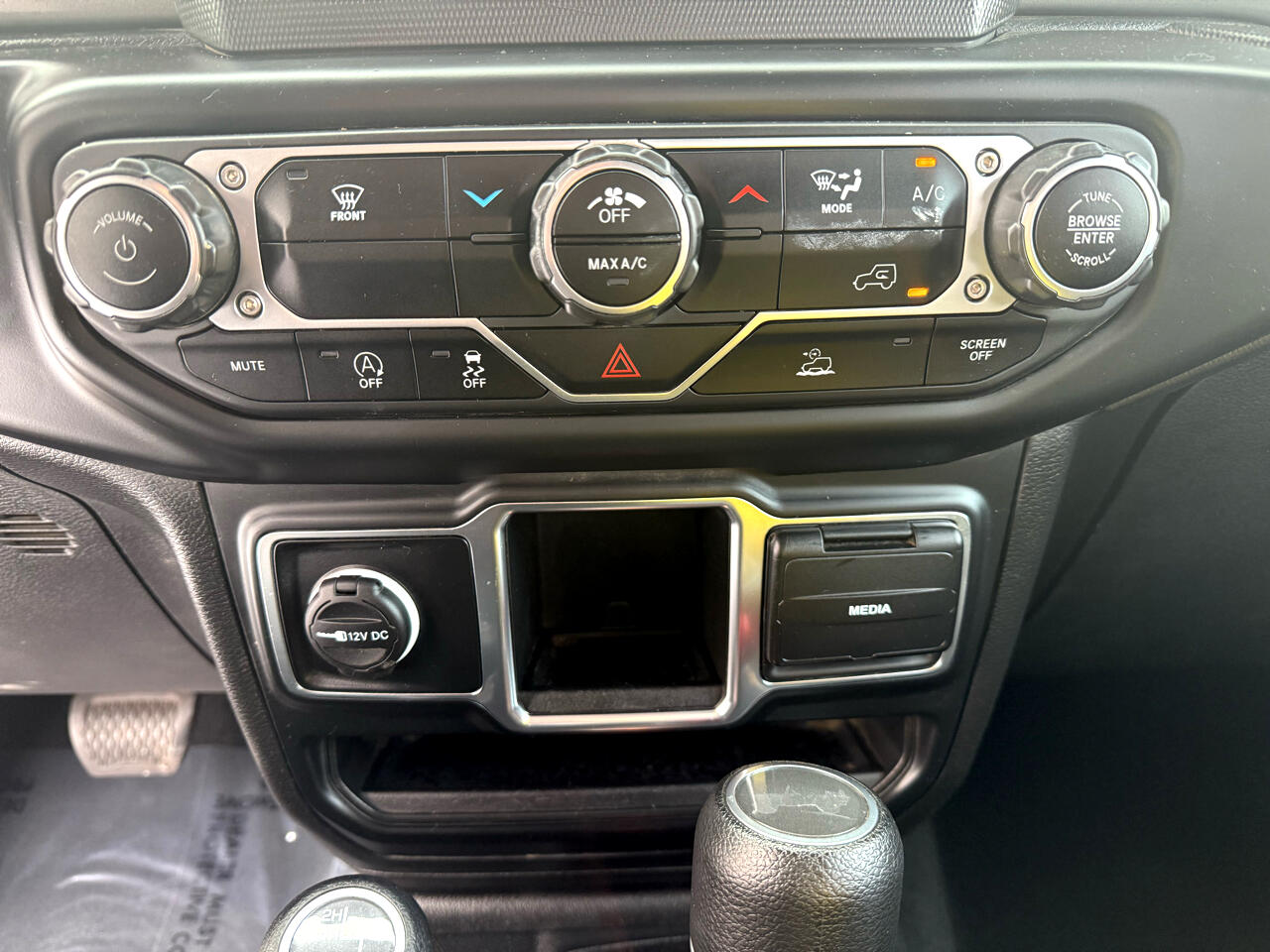 Jeep Wrangler 4WD 2dr Sport 2023