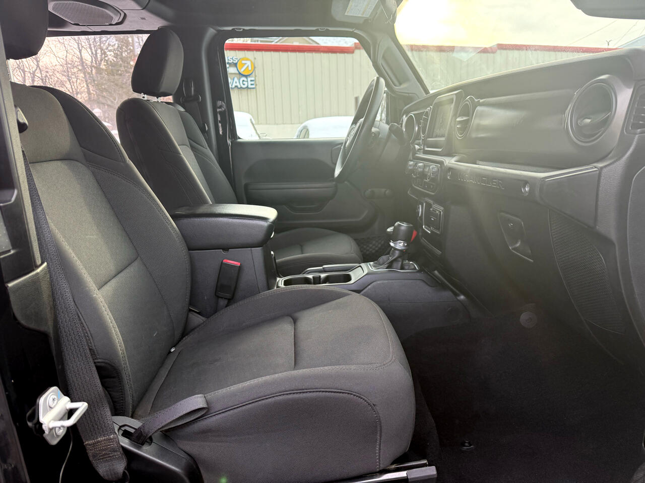 Jeep Wrangler 4WD 2dr Sport 2023