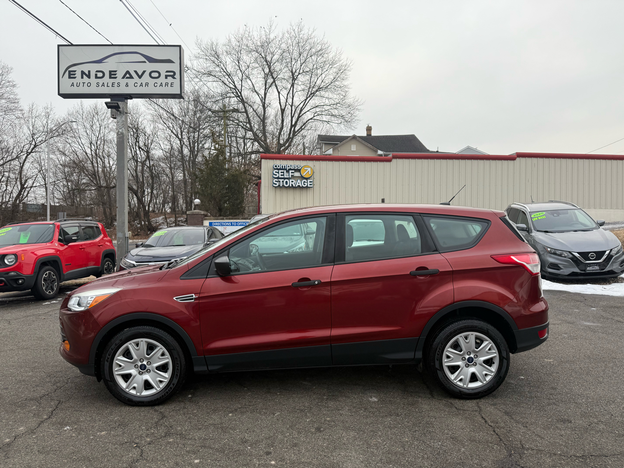 Ford Escape S FWD 2014
