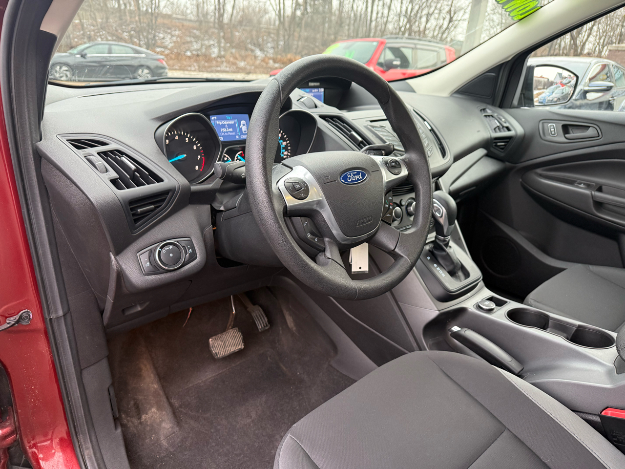 Ford Escape S FWD 2014