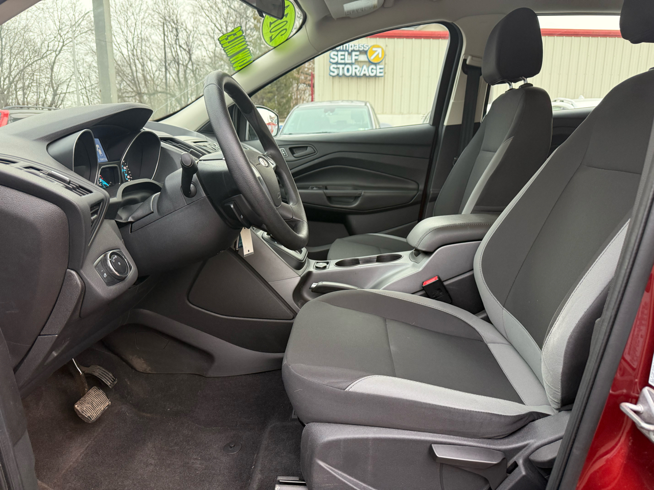 Ford Escape S FWD 2014