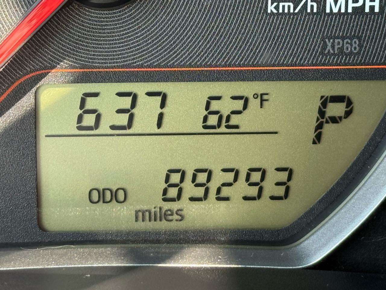 Toyota Yaris L 3-Door AT 2014