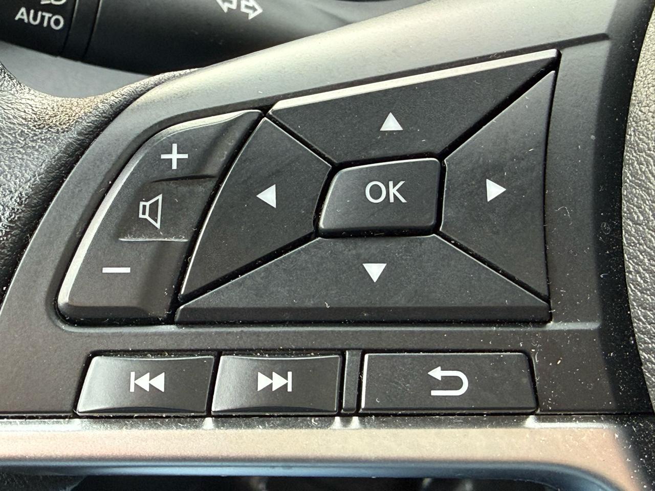 Nissan Versa SV 2024